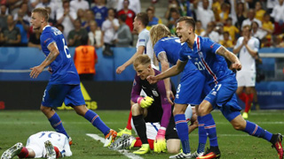 欧洲杯-英格兰1-2冰岛